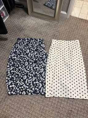 Express Navy Floral Pencil Skirt